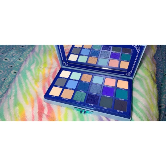 Jeffree Star Blue Blood Eyeshadow Palette - Picture 8 of 8